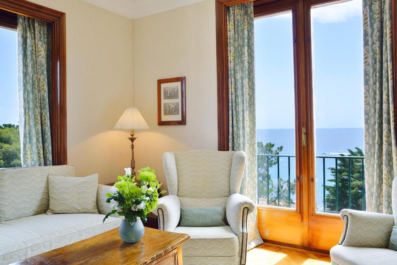De La Gavina Gl - The Leading Of The World 5*
